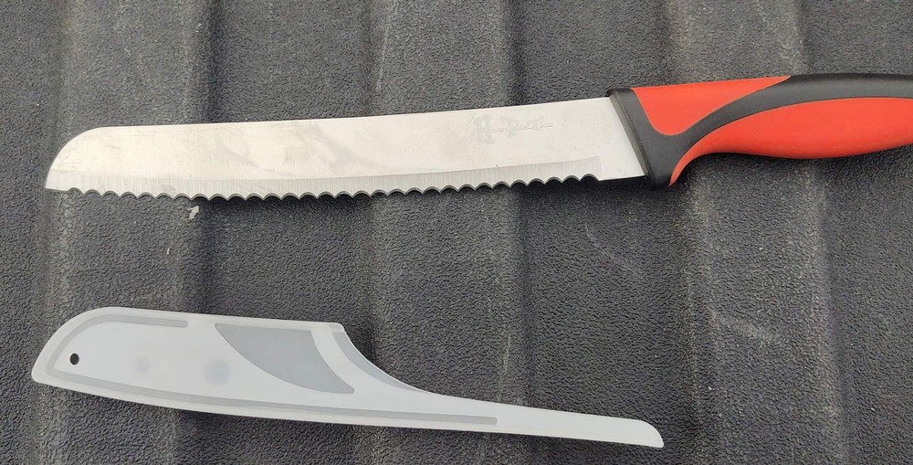 HTT Serrated Cut Bait Knife