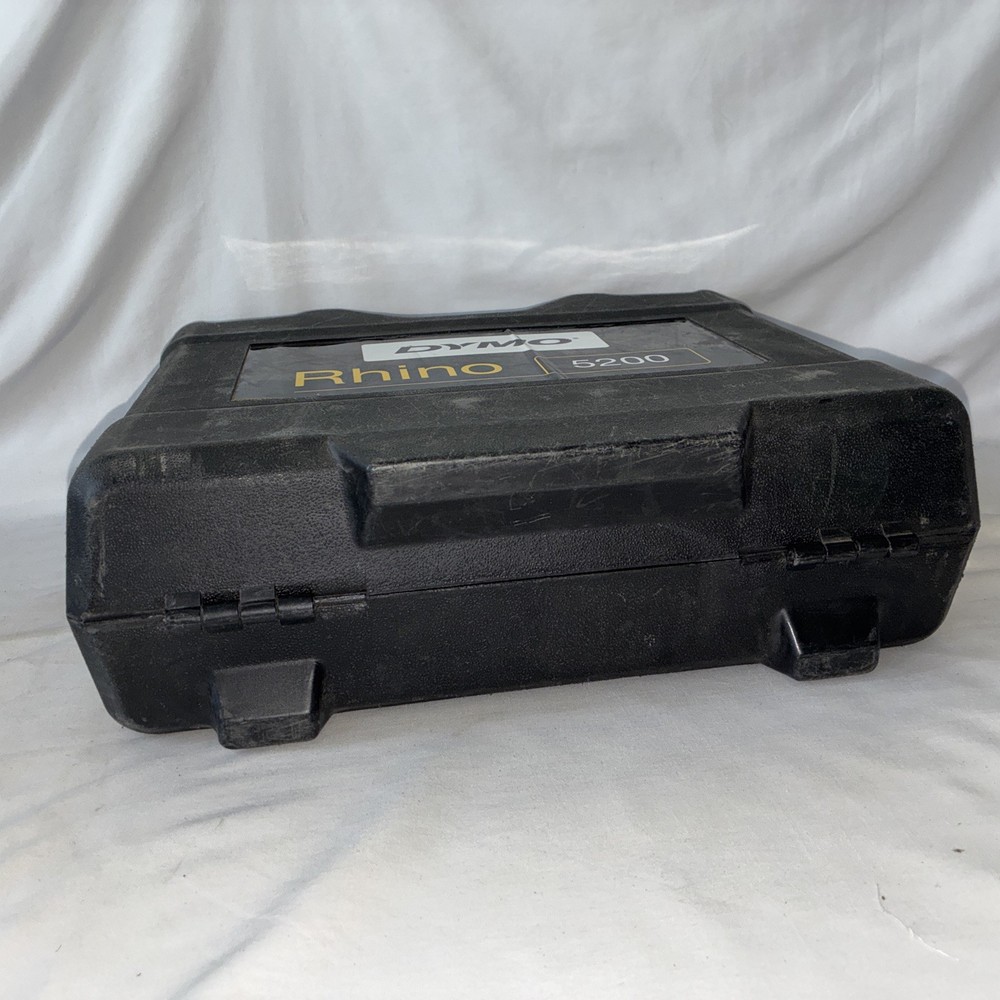 DYMO RHINO 5200 LABLE MAKER W/ACCESSORIES