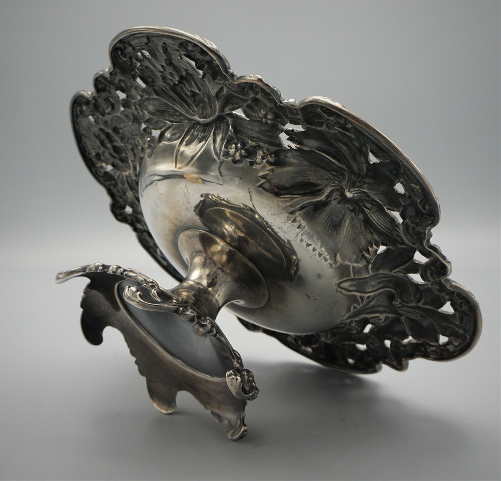 ANTIQUE GORHAM FOR J.E. CALDWELL STERLING SILVER REPOUSSE COMPOTE C. 1869-1880