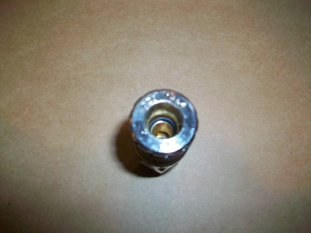 CJEN Coupler 320 1454 3/8" npt NEW