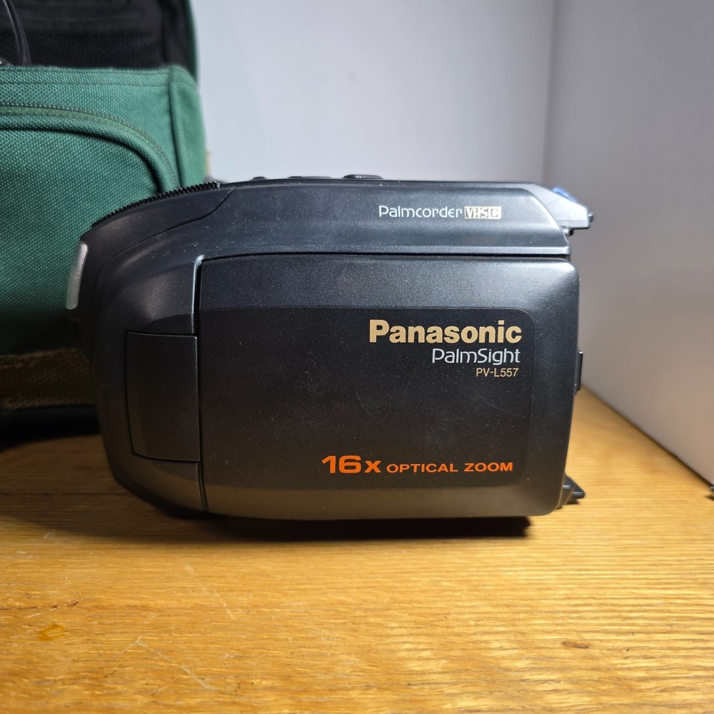 Panasonic PalmSight PV-L557D Camcorder Bundle! Read