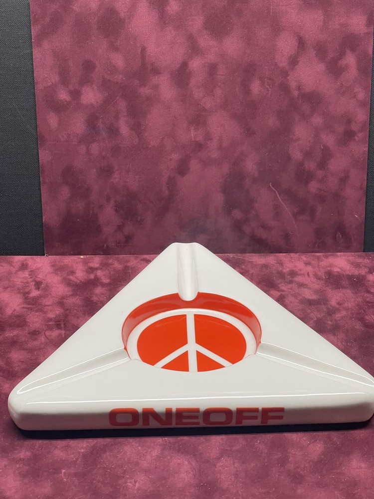 Illusione One Off Cigar Ashtray