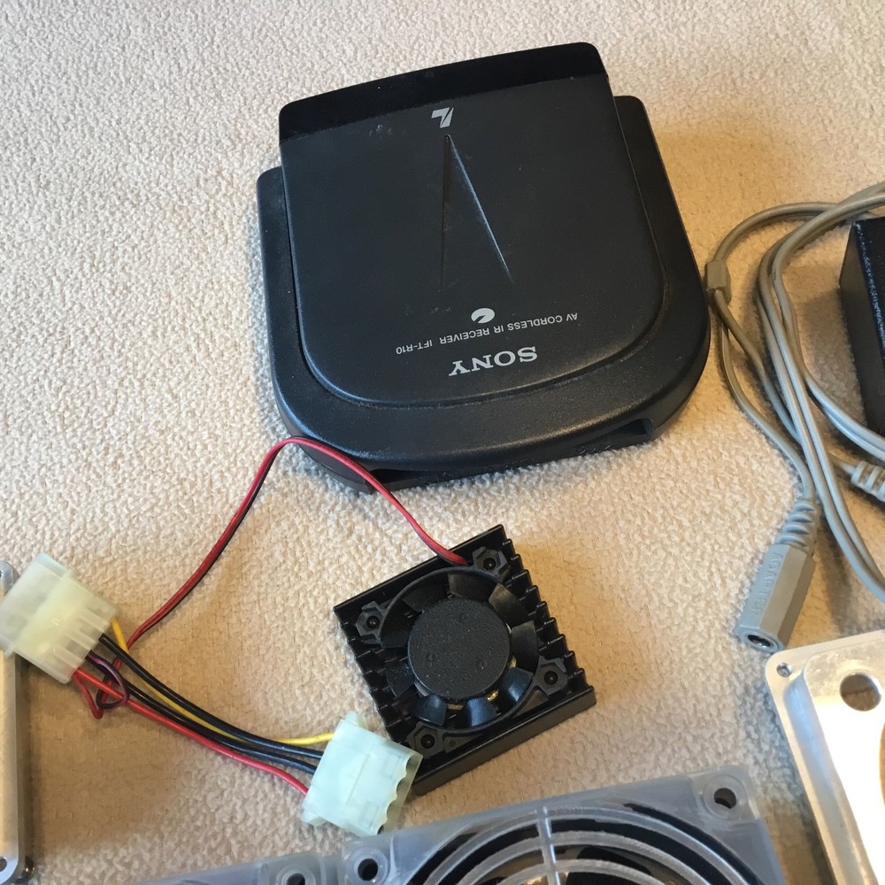 VTG PC Computer Items Fans - Card Reader - Blowers- Plus.