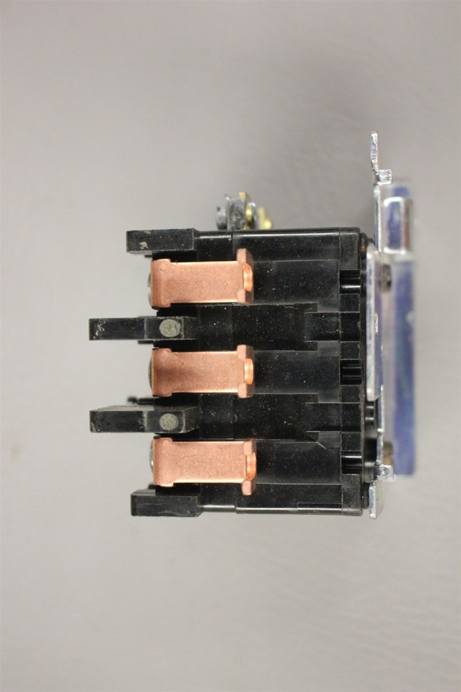 SIEMENS OVERLOAD RELAY 48DC38AA3