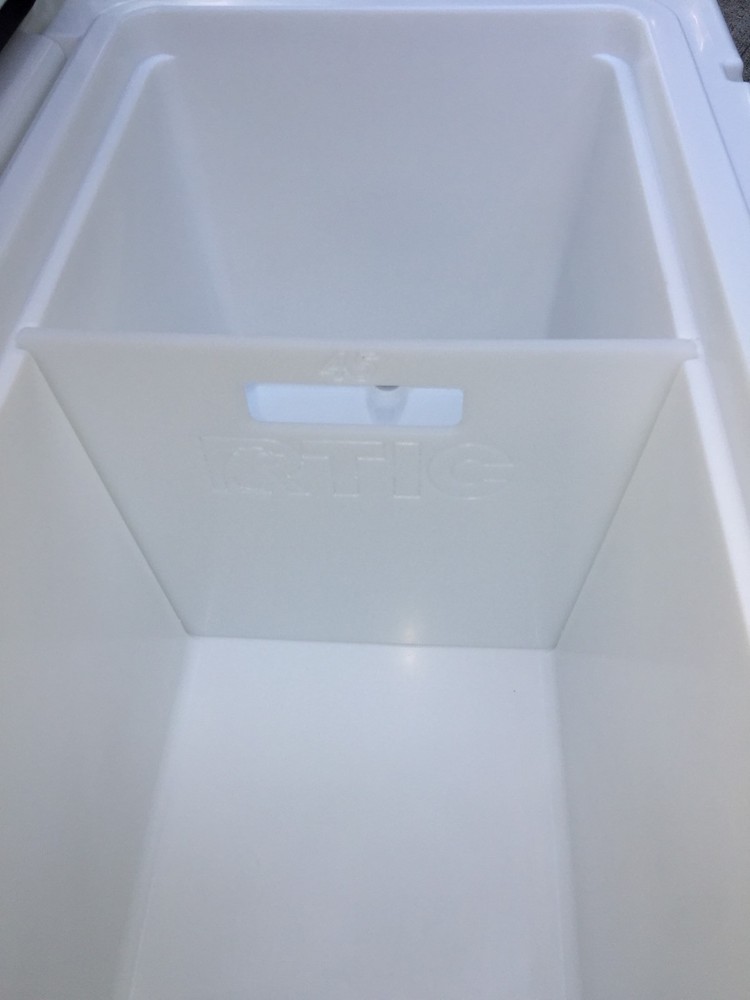 RTIC Divider/Cutting Board for 45 Gallon RTIC Coolers