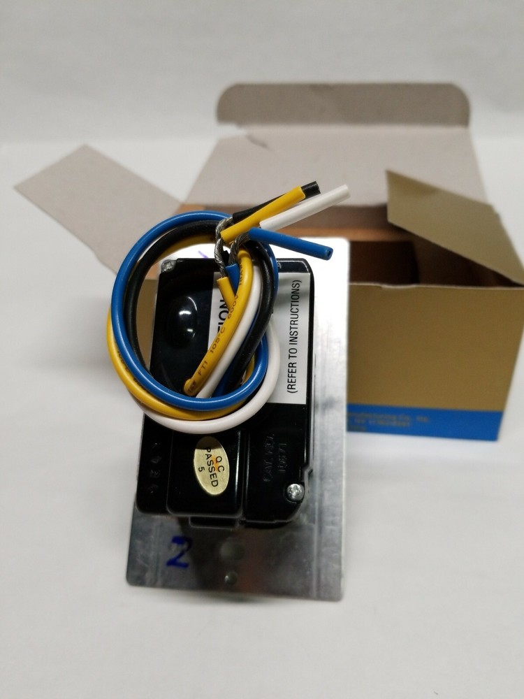 Leviton Microprocessor DIMMER - 10671-000 (New) LED 2 Key Low Voltage.