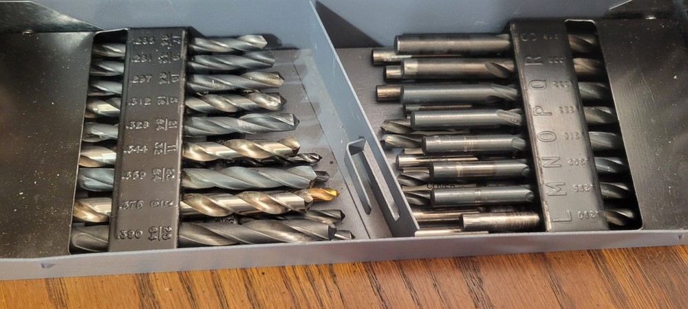 PARTIAL HUOT METRIC COMBINATION DRILL INDEX 92 ASSORTED HSS DRILL BITS