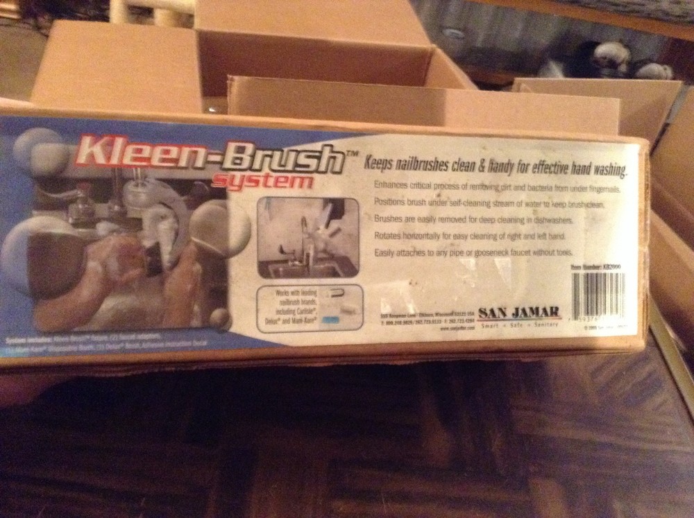 San Jamar clean brush system