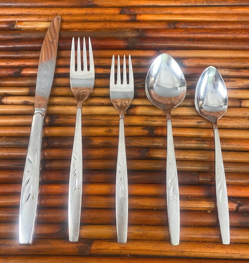 Oneida * WILL O' WISP Stainless Flatware Glossy CUBE - CHOICE - CHOOSE (166)
