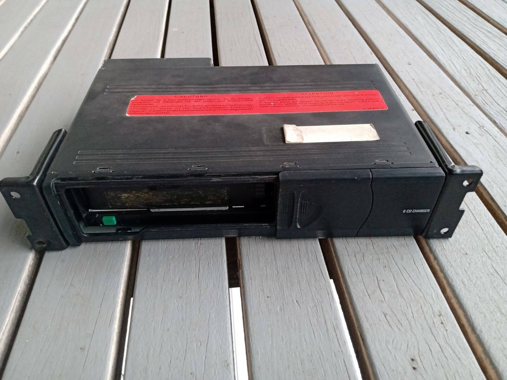 BMW Z4 6 CD Changer