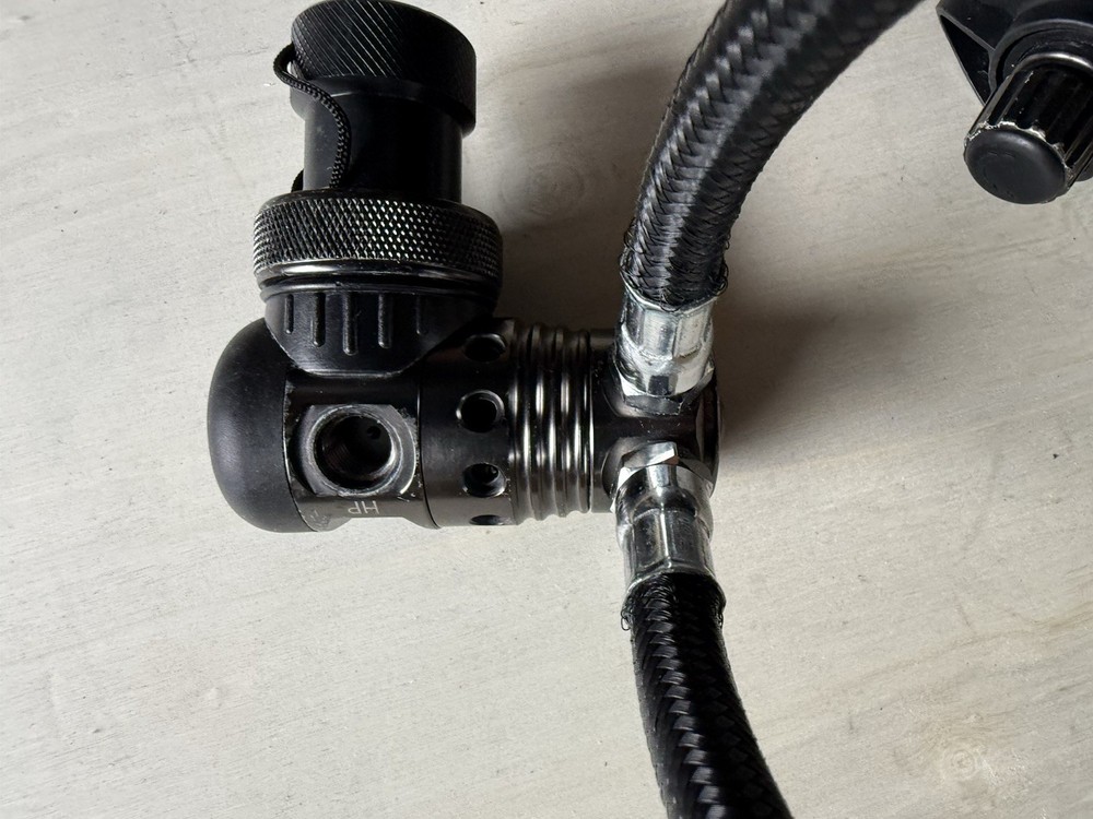 DGX Xtra Sidemount Regulator Set