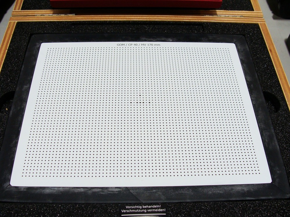 GOM Atos Core 135 Metrology 3D Scanner W/ Calibration Panel & Case - NO SOFTWARE