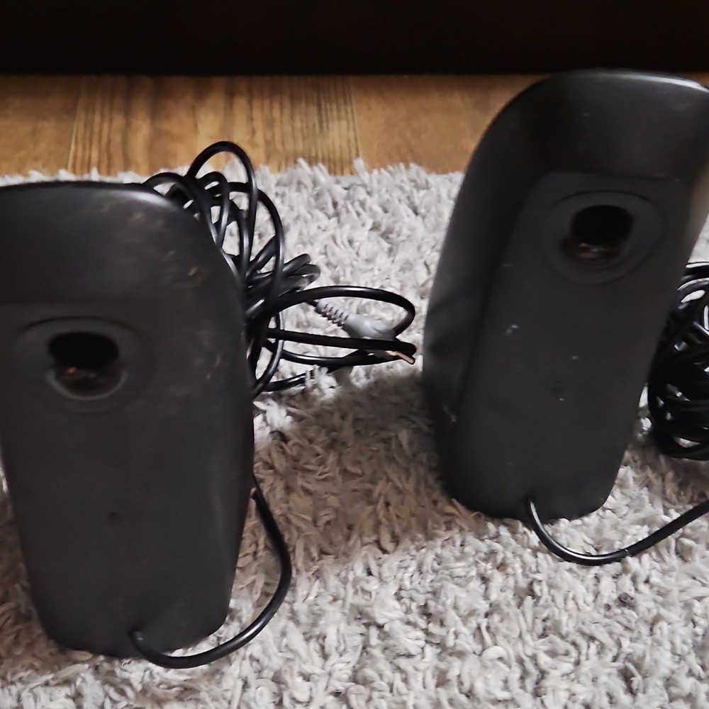 Logitech 2.0 Channel Wired Computer Speakers Black RCA Audio Inputs
