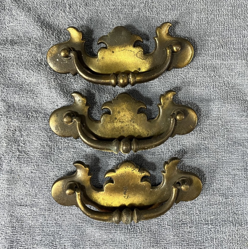 Vintage Drawer Handle Pulls - Large Drop Bail Pull Handles - Brass - Set of 3