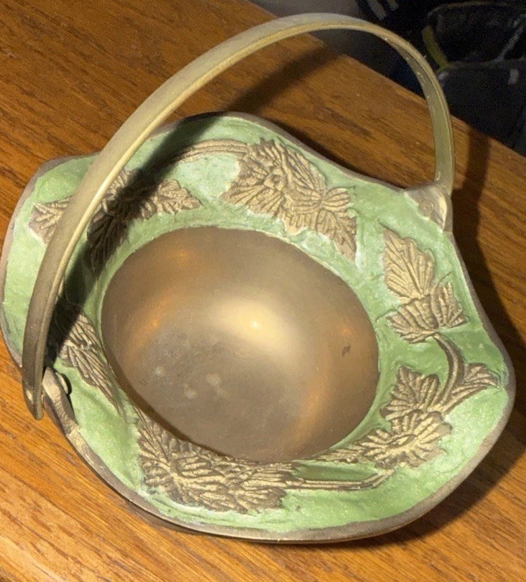 Solid Brass Basket Floral Pattern Handle India 4" Diameter 3" Hi Needs polish