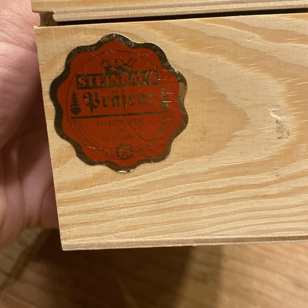 Steinbach Nutcracker MINI 5 Inch Hunter With Rifle & Box Germany EUC