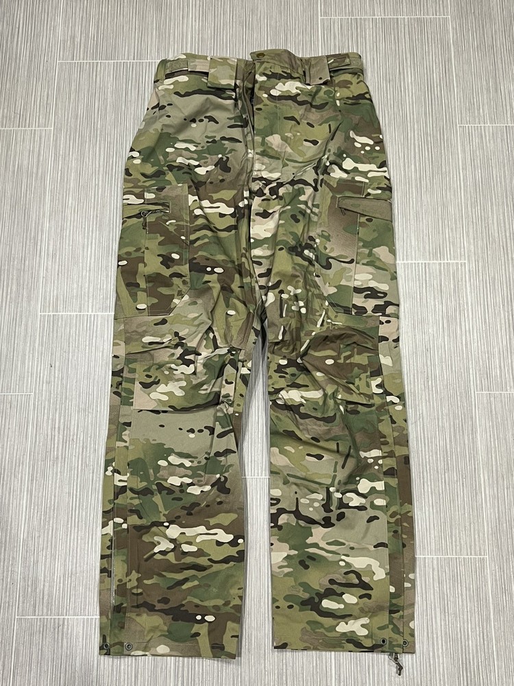 Wild Things multicam waterproof hardshell pants, Medium