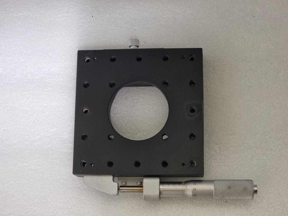 OptoSigma TDS-1201SH-M6 LINEAR Stage 120 x 120