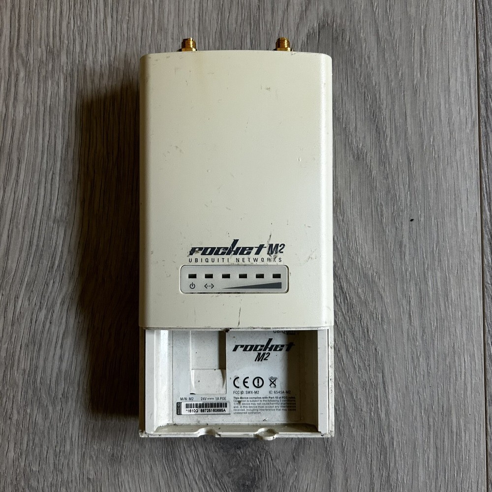 Ubiquiti Rocket M2 (ROCKETM2) airMAX 2.4GHz Wireless BaseStation Access Point