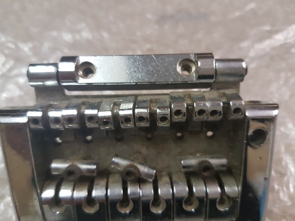 80's UNIQUE FINE TUNE TREMOLO