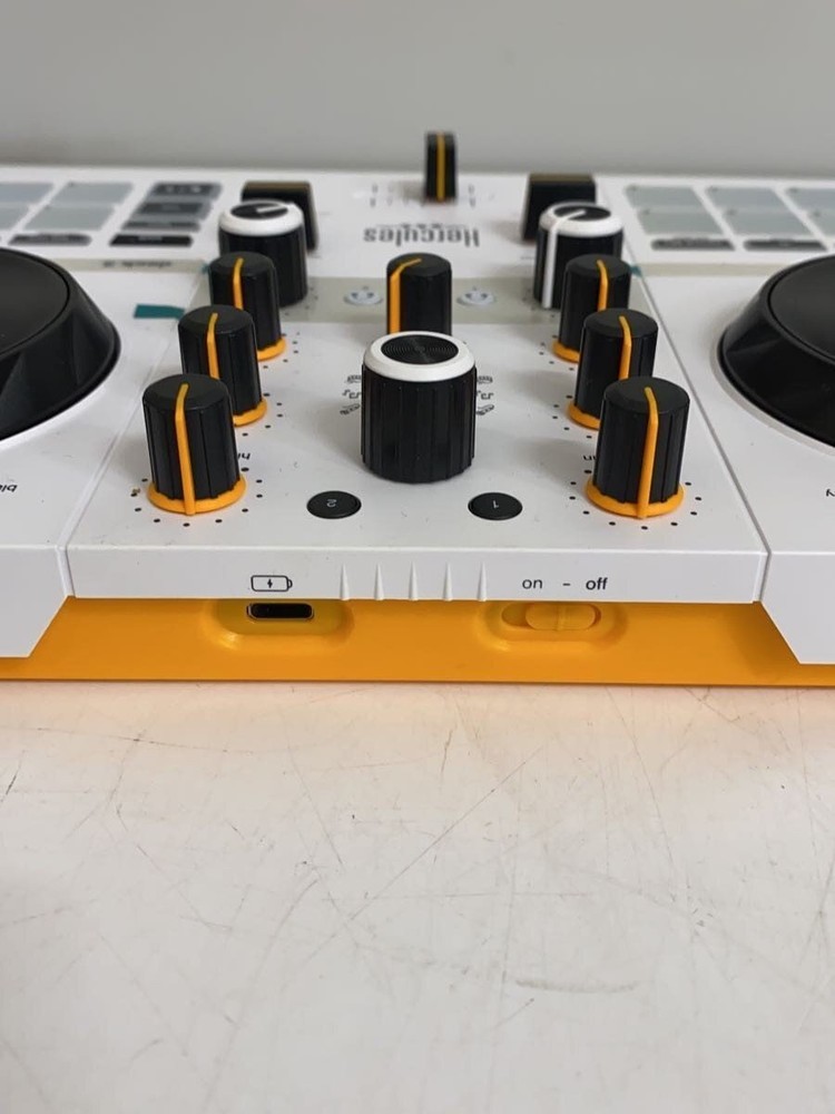 Hercules DJ Equipment Control Mix Ultra Used