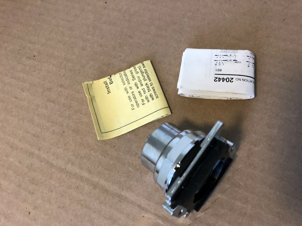 Switch, selector switch, Cutler Hammer, 10250T4067