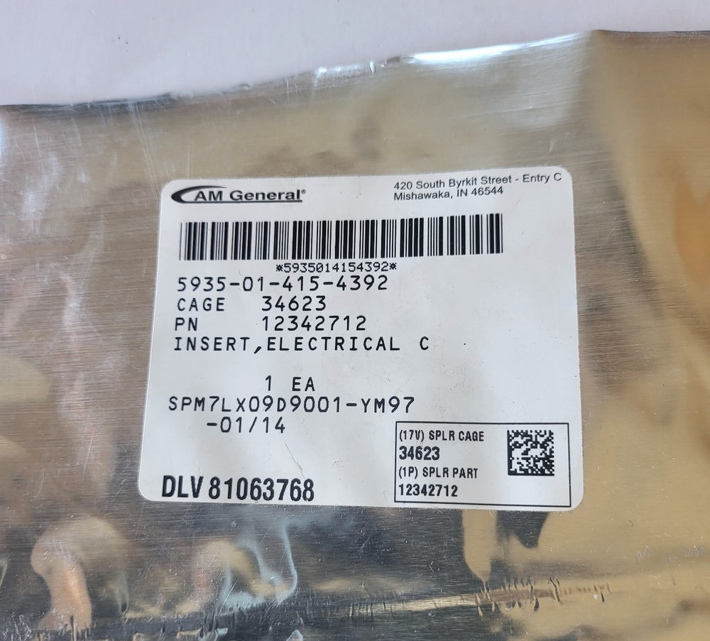 AM General NSN 5935-01-415-4392 Electrical Connector Insert NOS
