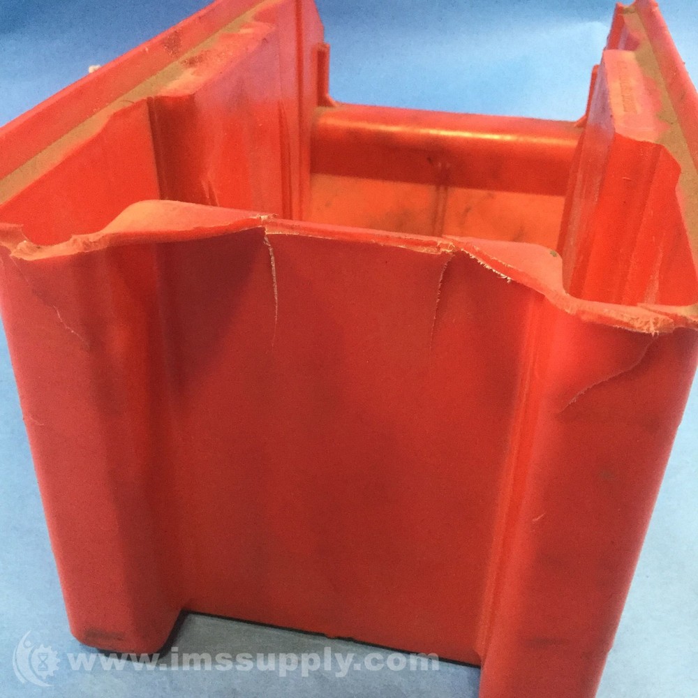 Quantum Storage Systems QUS230 Ultra Stack and Hang Bin, Red 5081