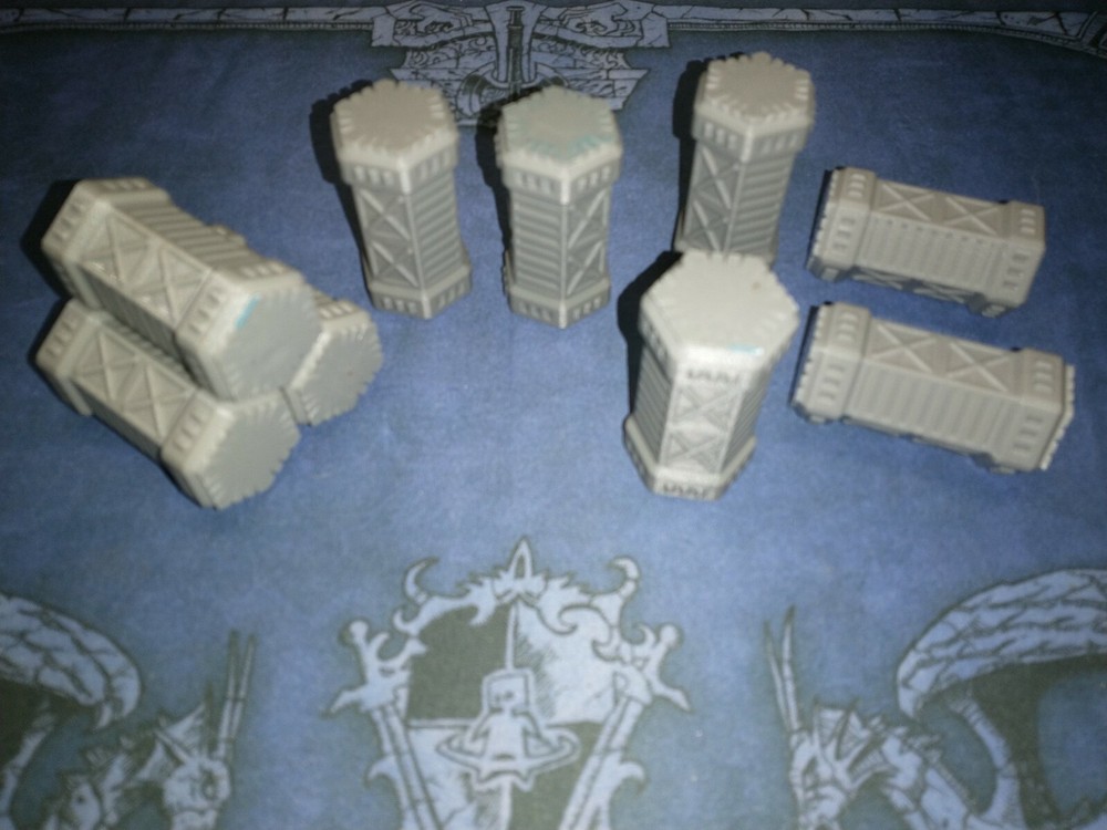 Warhammer 40k Terrain Canisters 9 pieces Interlocking/Stackable New