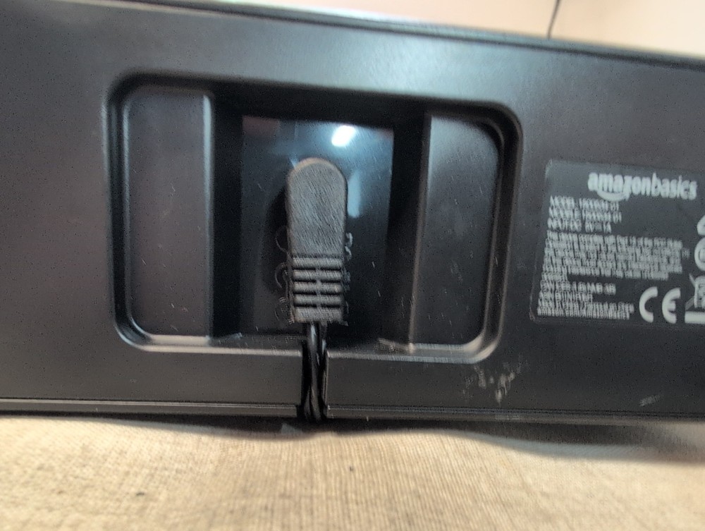 Amazon Basics Xbox One Dual Controller Charging Dock Station