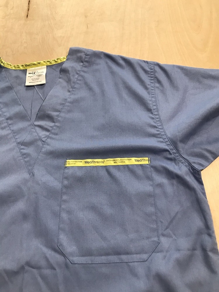 Medi Threads V-Neck Scrub Antimicrobial Top Size Small Blue