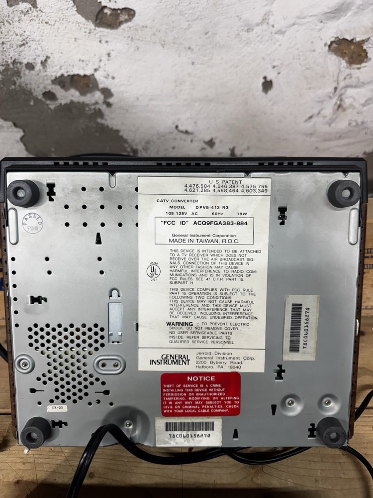 General Instrument Cable Box Jerrold Starcom VI (2) W Antenna