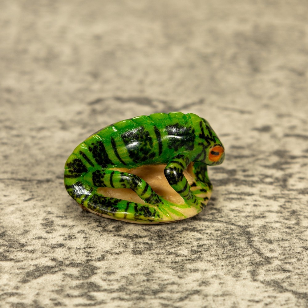 Green Iguana Lizard Tagua Nut Carving