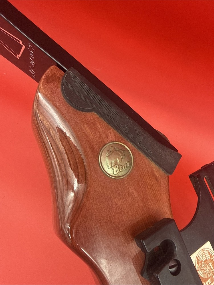 Bear Kodak Magnum Bow