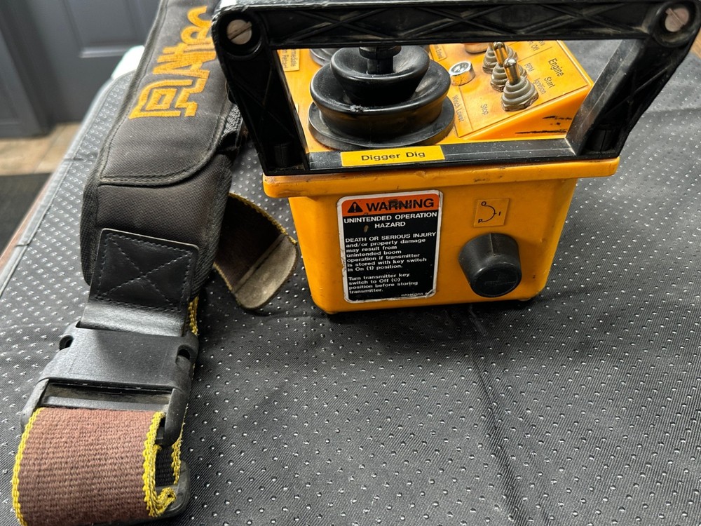 Altec HETRONIC Digger Derrick Remote Control - Type GA 610 - SYS H1 00476