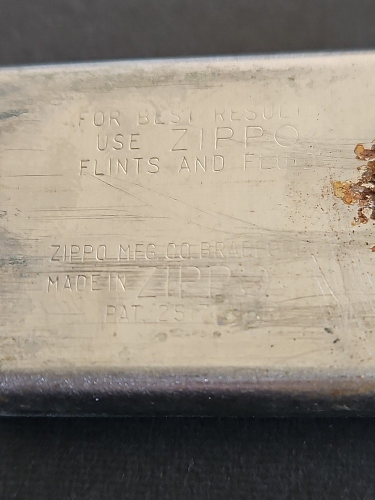 ZIPPO LIGHTER SLIM VINTAGE