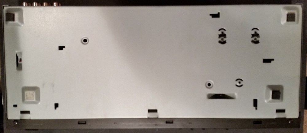 Technics SH-8017 Graphic Equalizer - Powers On