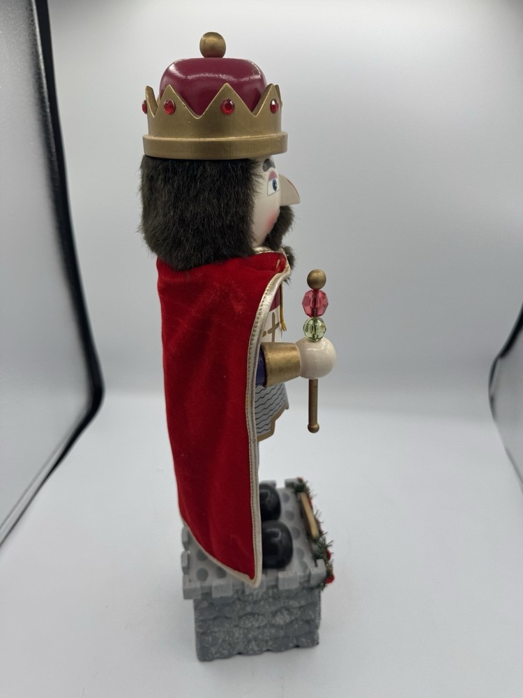 Nutty For Nutcracker Ms Museum Duplicate King Arthur Nutcracker 18 Inch Tall