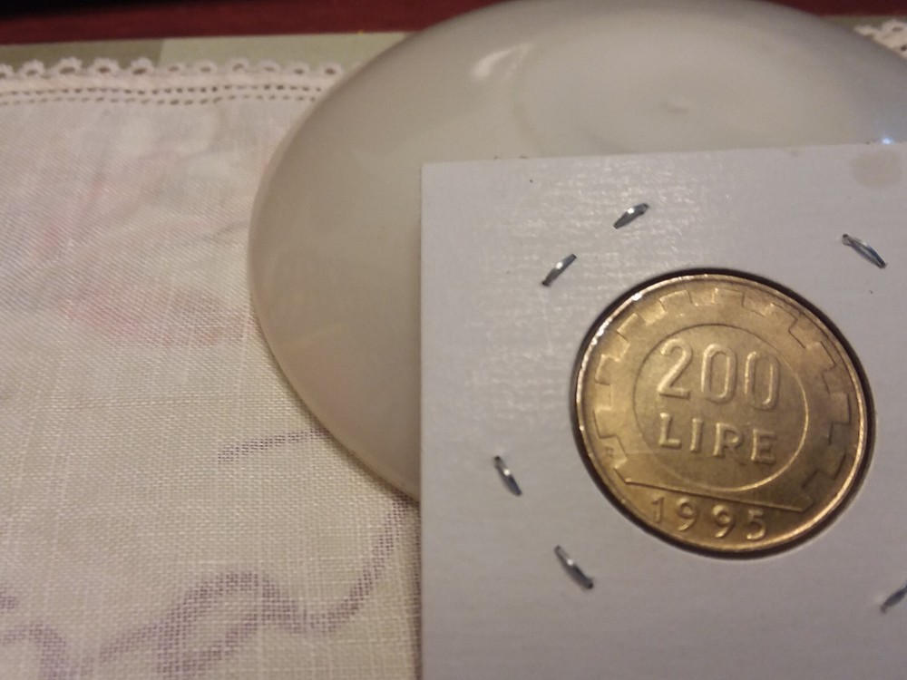 Italy - 1995 200 Lira