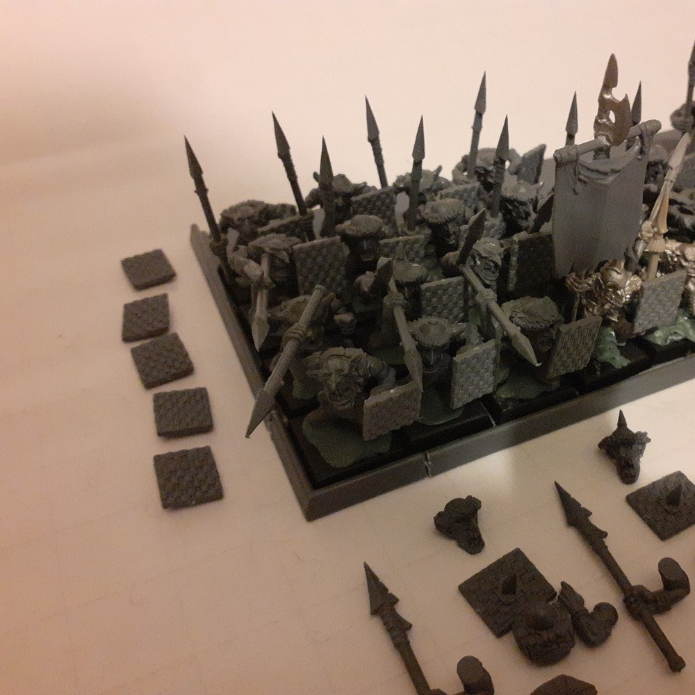 Warhammer Orcs & Goblins 42 Goblin Spearman Horde plastic oop full command