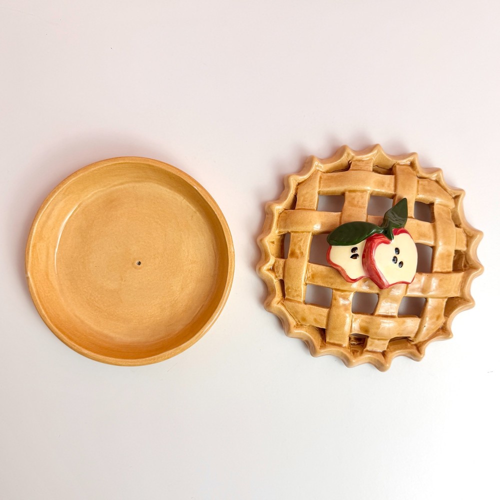 Vintage Pie Shaped Box with Lid