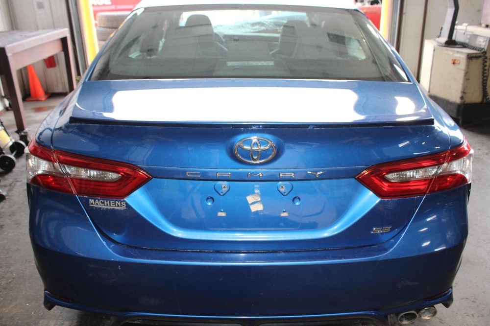2018 TOYOTA CAMRY LR Door Trim Panel