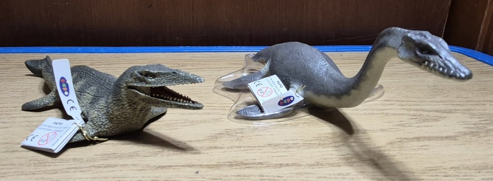 New with Tags Papo Tylosaurus & Plesiosaurus