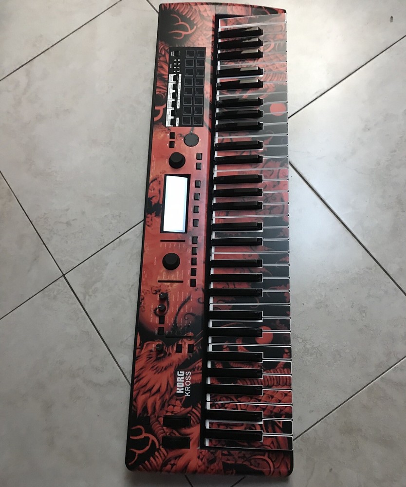 Korg Kross 2 con diseño y samples
