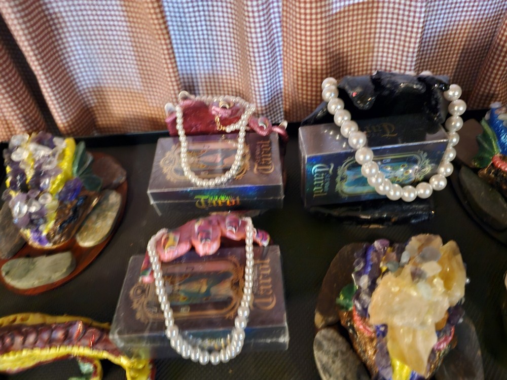 Tarot Card Holder With Cards