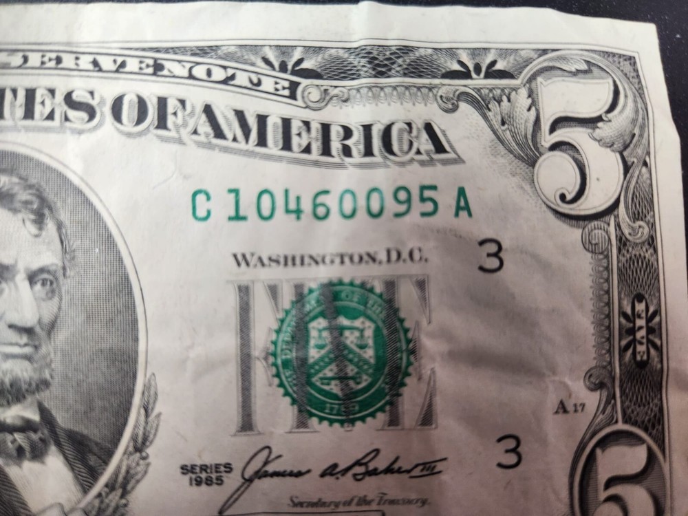 1985 5 dollar bill Miscut ERROR