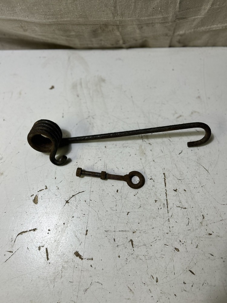 70-78 Arctic cat right front suspension spring 0104-033