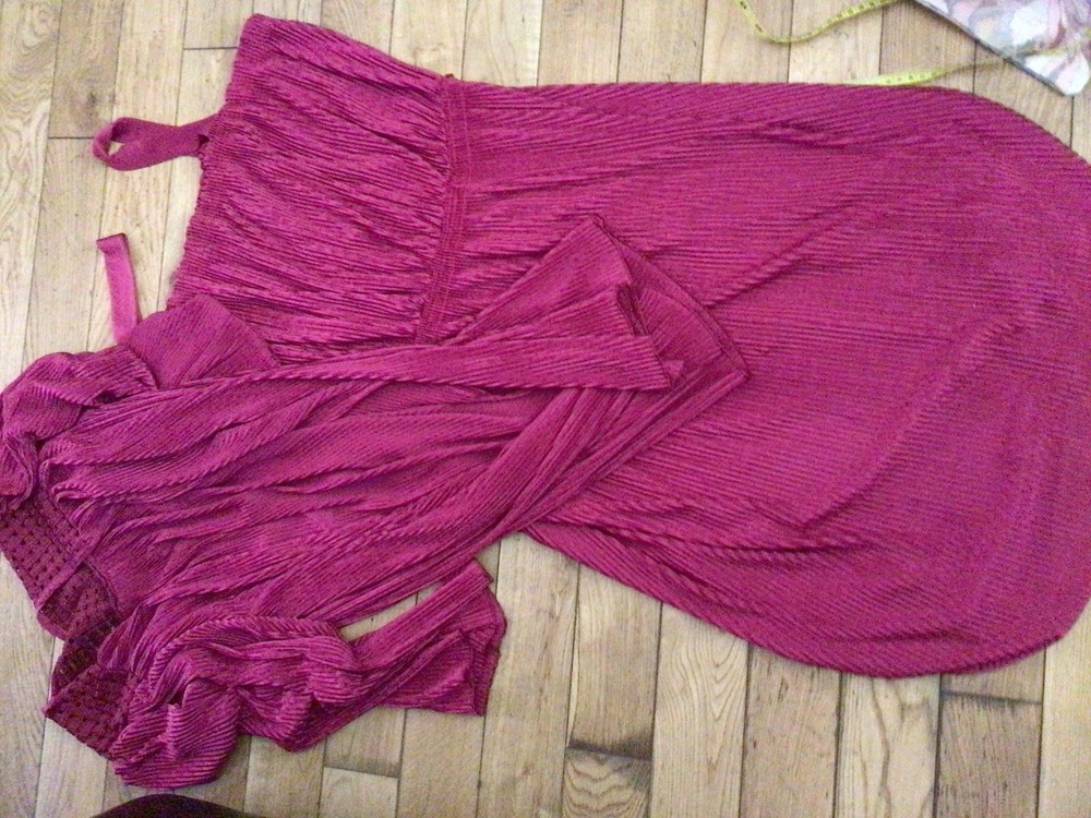 Ladies Size 16 Two Piece Preowned