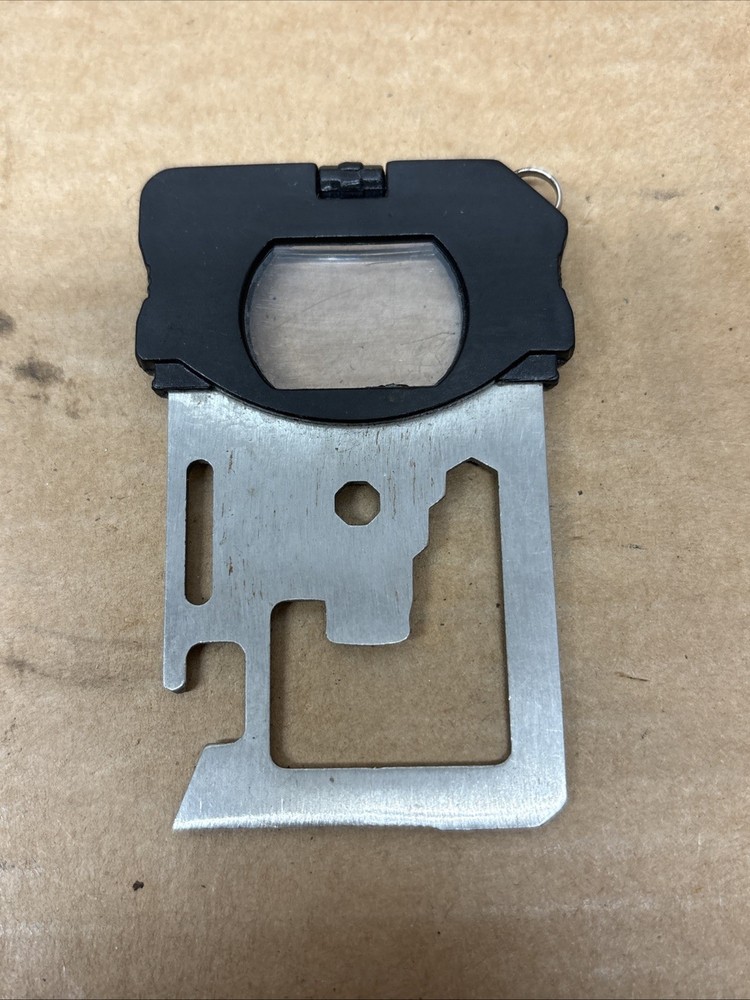 4 Multi Tool Survival Card, 1 With Compass, screwdriver & Magnifier