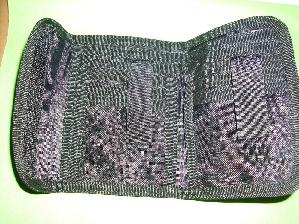 NYLON BADGE WALLET POCKET hk/lp CLOSURE